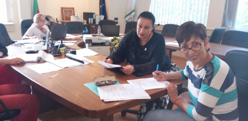 Нели Петрова регистрира коалиция “Заедно за силна община” за изборите на 29 октомври във Варна, Вълчи дол и Ветрино