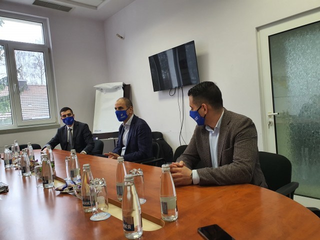 Цветан Цветанов в Захарни заводи: Политиката се нуждае от хора с капацитет, като кандидатите във великотърновската ни листа
