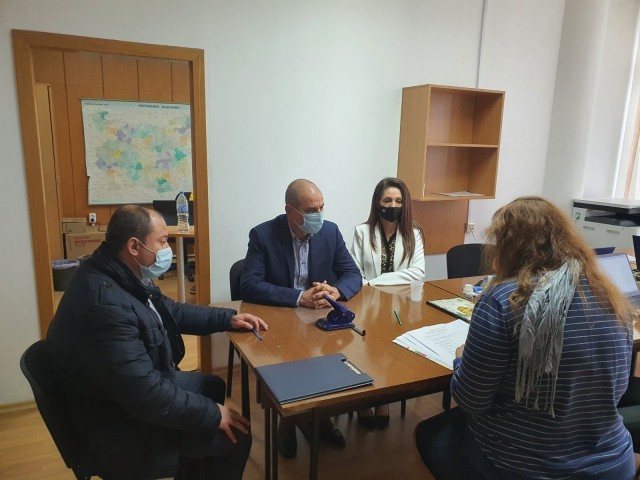 Национално обединение на десницата регистрира великотърновската си листа с кандидати за народни представители