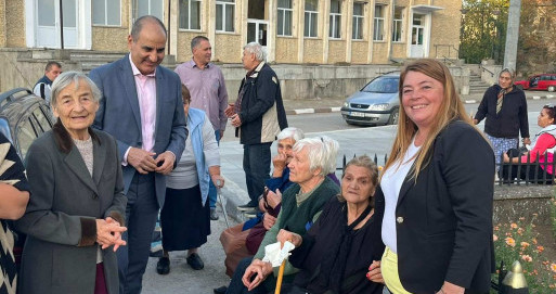 Цветанов: Жителите на Разград и общината вярват, че д-р Валентин Василев ще работи както за малките населени места, така и за града