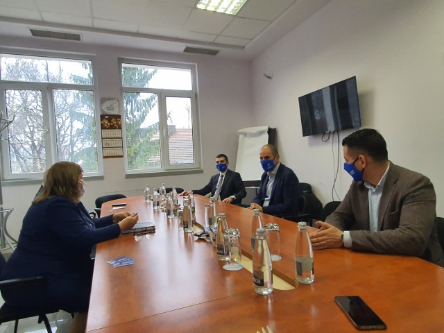 Цветан Цветанов в Захарни заводи: Политиката се нуждае от хора с капацитет, като кандидатите във великотърновската ни листа