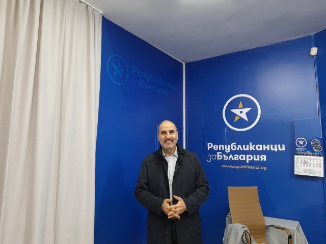 Цветан Цветанов проведе работни срещи в област Кюстендил и откри офис в Бобошево