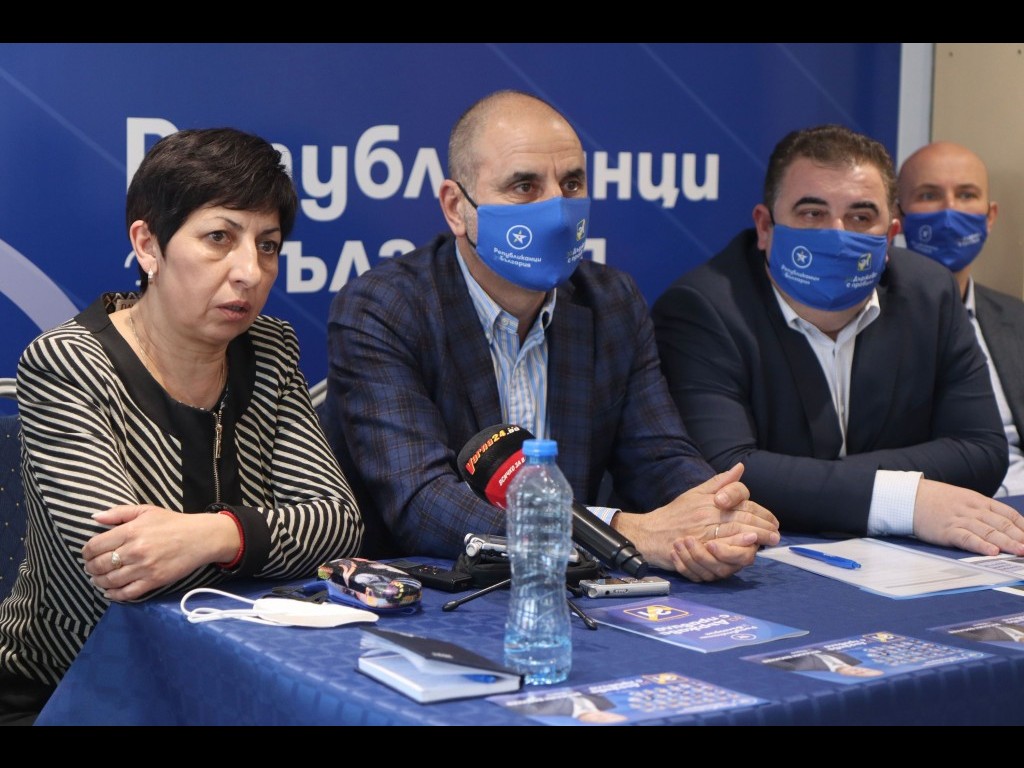 Спешни мерки за бизнеса и актуализация на бюджета ще са първите задачи на Републиканци за България в парламента