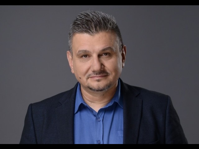 Тодор Тодоров: Хора-ехо в цирка на Борисов, топят човките