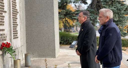 Национално обединение на десницата почете Архангелова задушница и паметта на героите загинали за Родината при Сливница и Гургулят